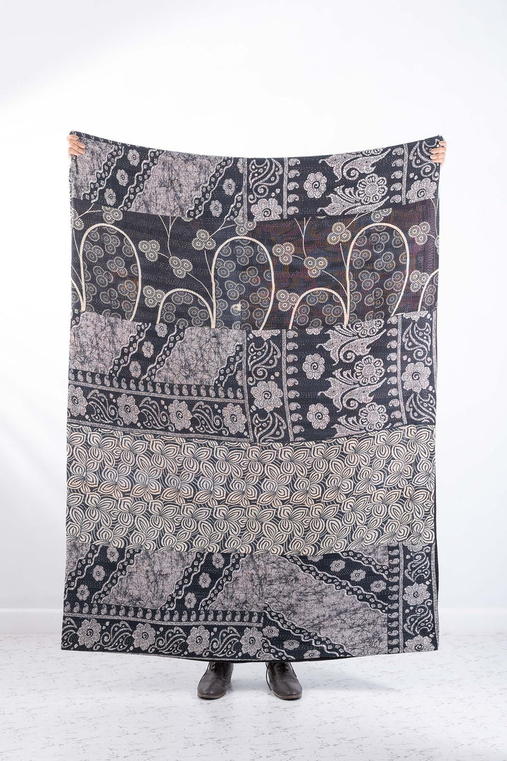 Vintage Cotton Kantha Bedcover -Multi -