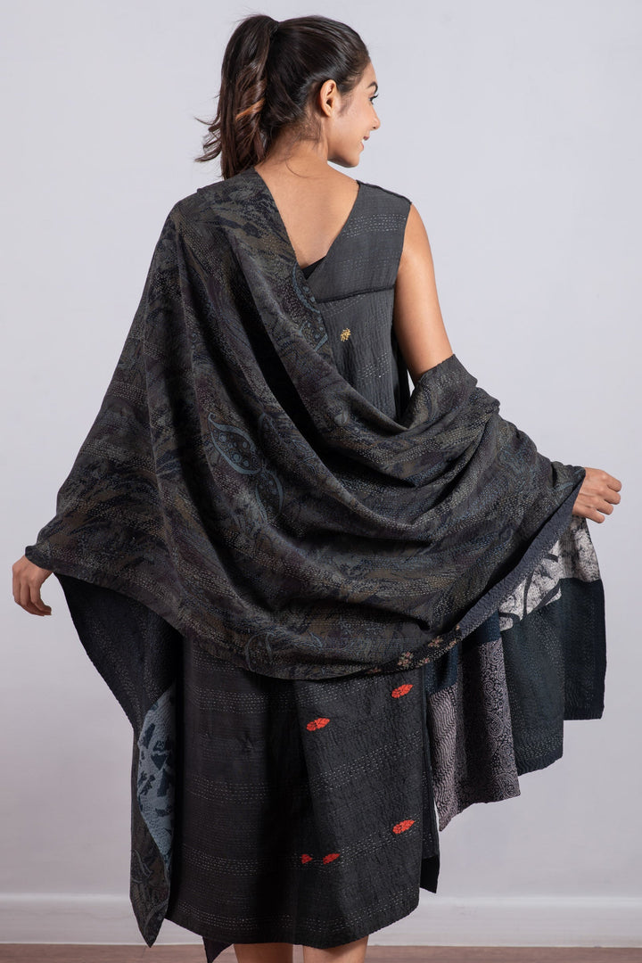 GEORGETTE VINTAGE SILK PATCH KANTHA SHAWL LARGE - gs2803-blk -