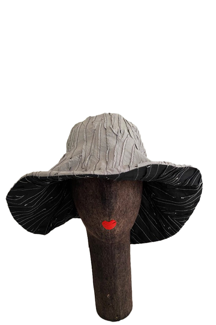 KANTHA TULIP HAT BY KYOKO MURAYAMA - kym-rc2894-grb -