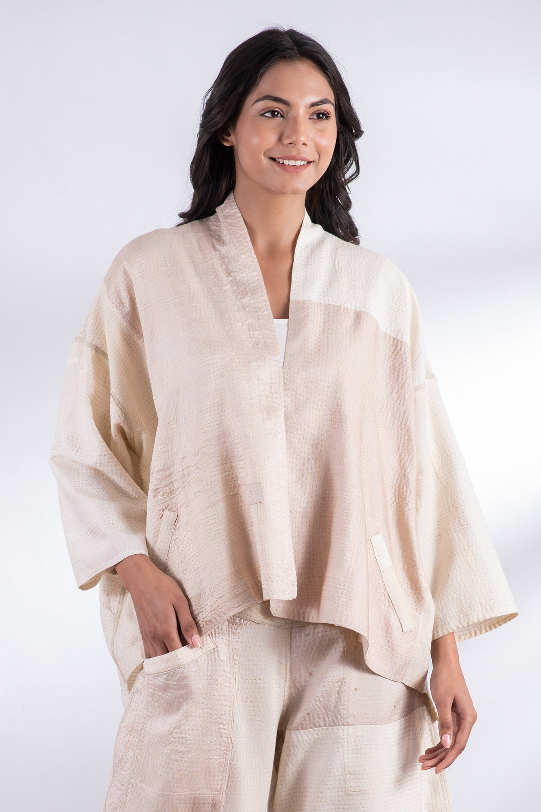 JAIPUR WHITE KANTHA MINI KIMONO JKT - jw2055-ivy -