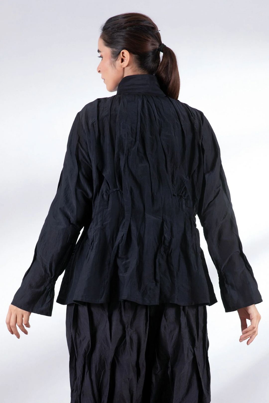 DYED COTTON SILK HEAVY VOILE WAVY TUCKED SHIRT - dh1541-blk -