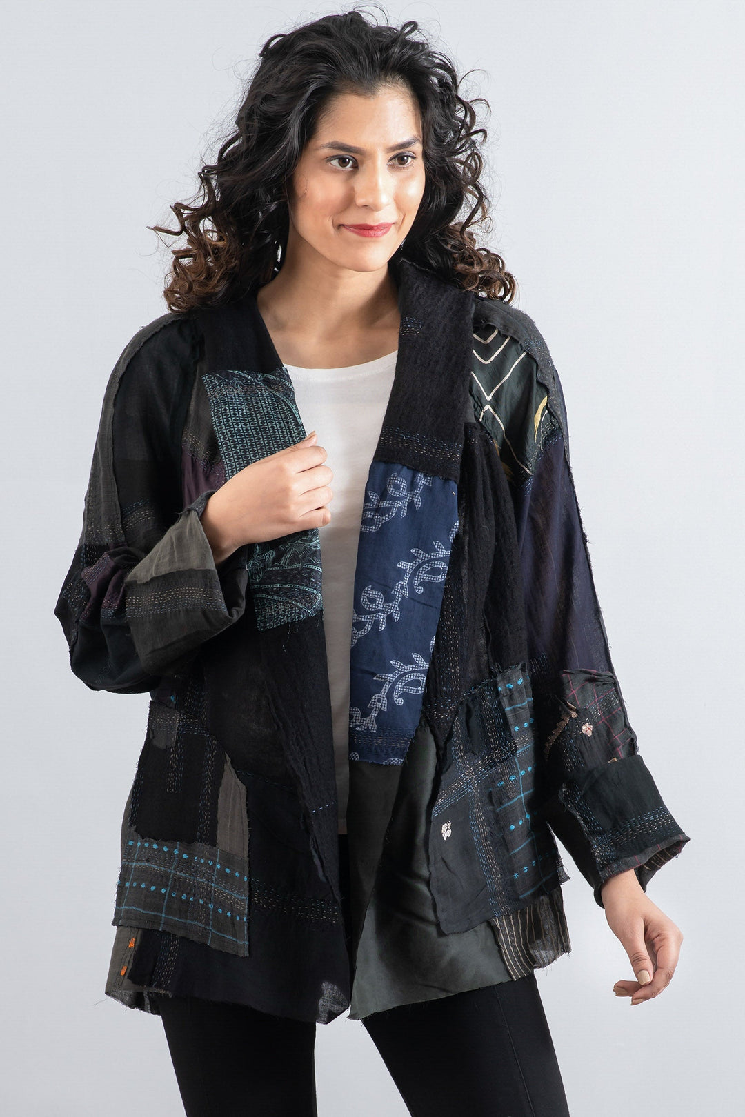 MOSAIC TILE PATCH KANTHA HOODED JKT - mt1042-blk -