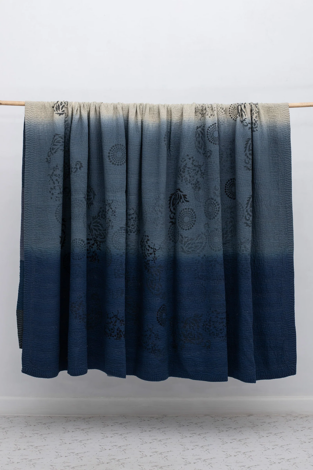 Vintage Fray Patch & Ombre Kantha Throw -Navy -